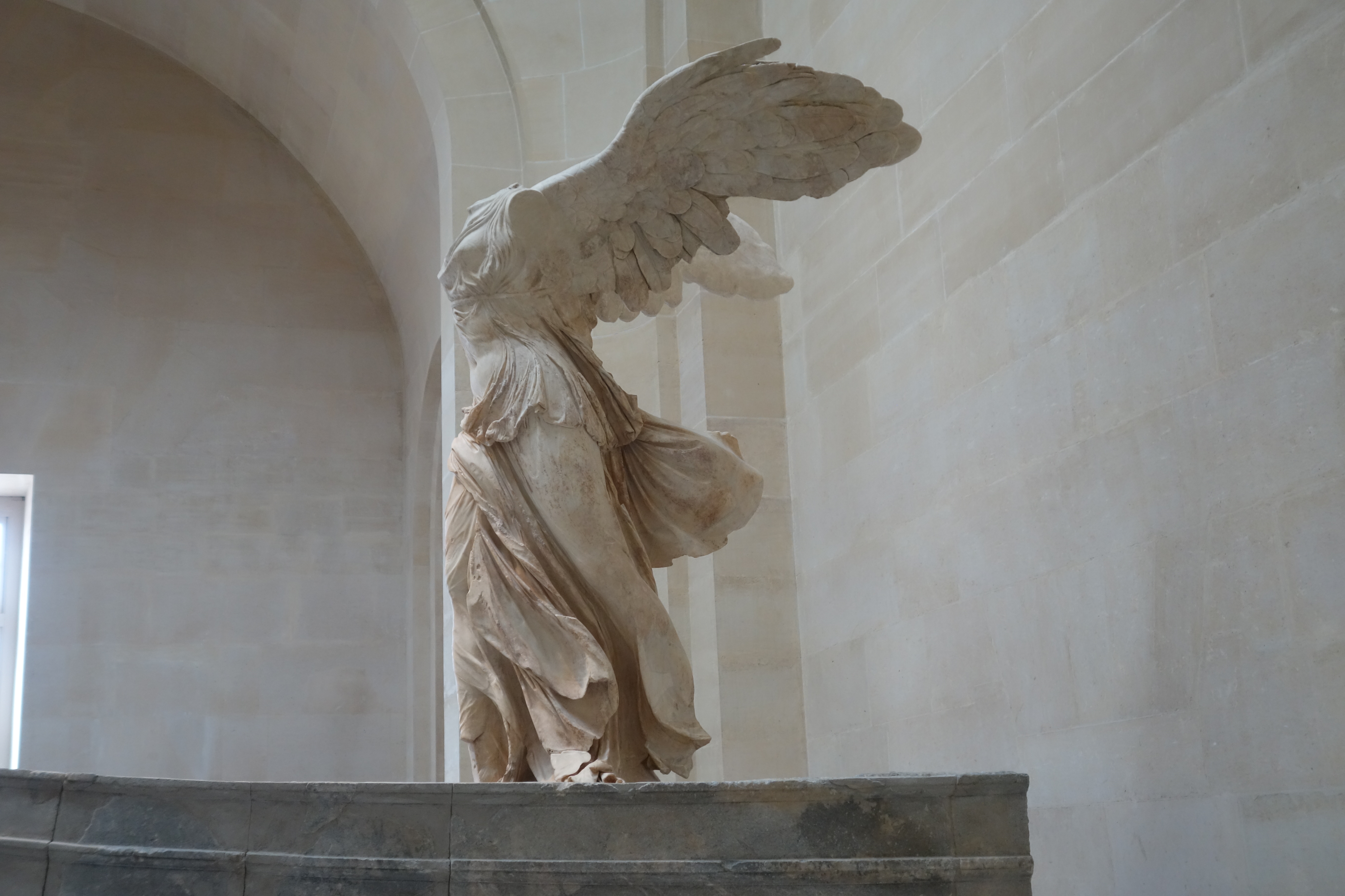 200 BC / Winged Victory of Samothrace, Louvre